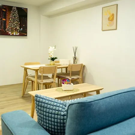 Apartment Ii & Navara Kolín